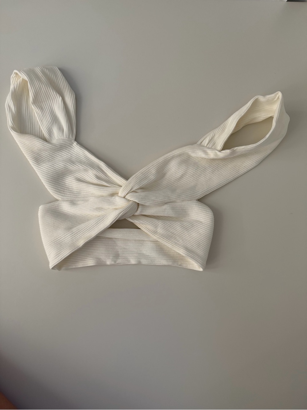 White Twist Front Top